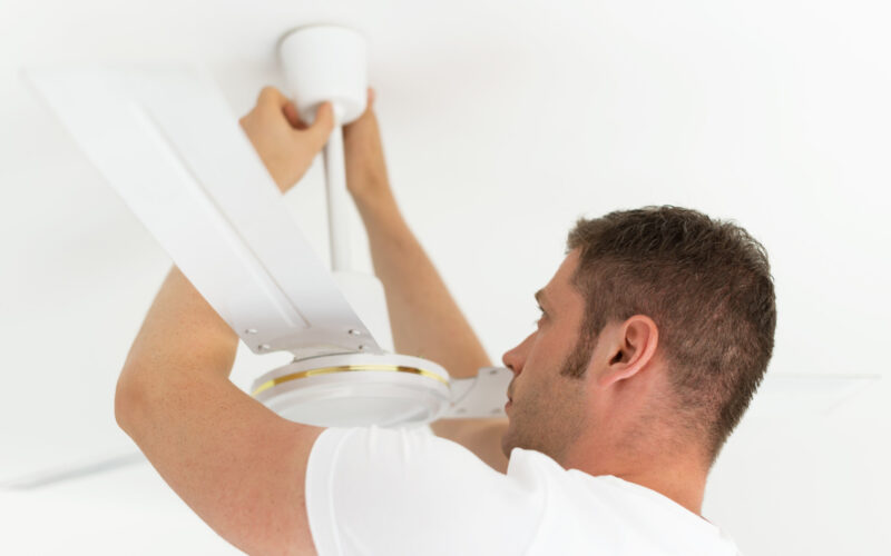 Ceiling fans need to be replaced from time to time just like any other home appliance. Here are the major signs that it's time for a new ceiling fan.